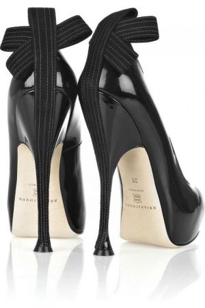 Festive frockage ideas - mylusciouslife.com - black heels with bow.jpg